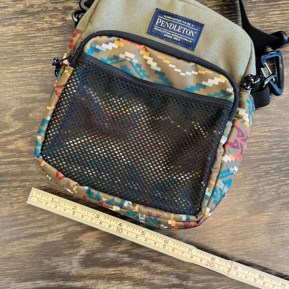 Pendleton Smith Rock Crossbody Bag 9"x8" Southwestern Aztec Green Travel Mesh - Picture 11 of 12